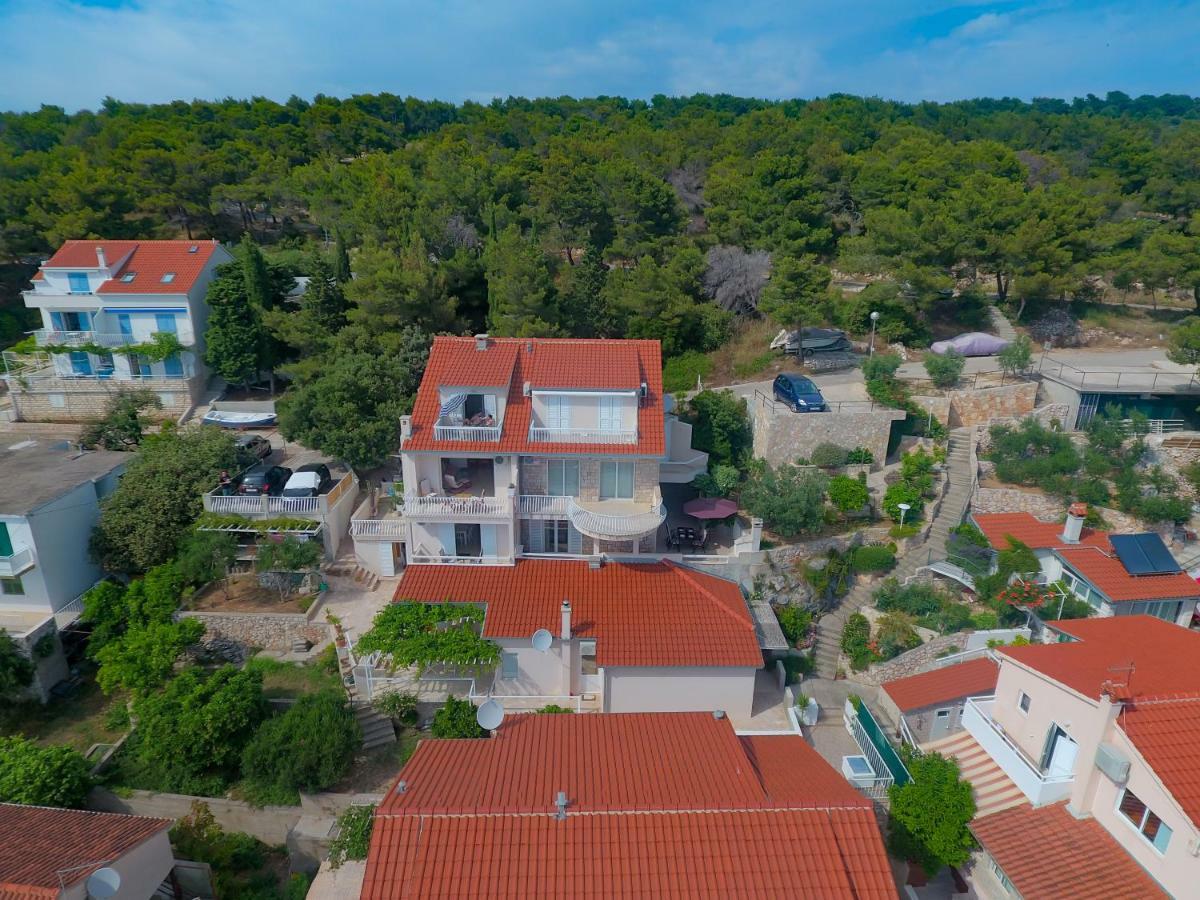 Apartments Tatjana Dominis Hvar Town Exterior photo